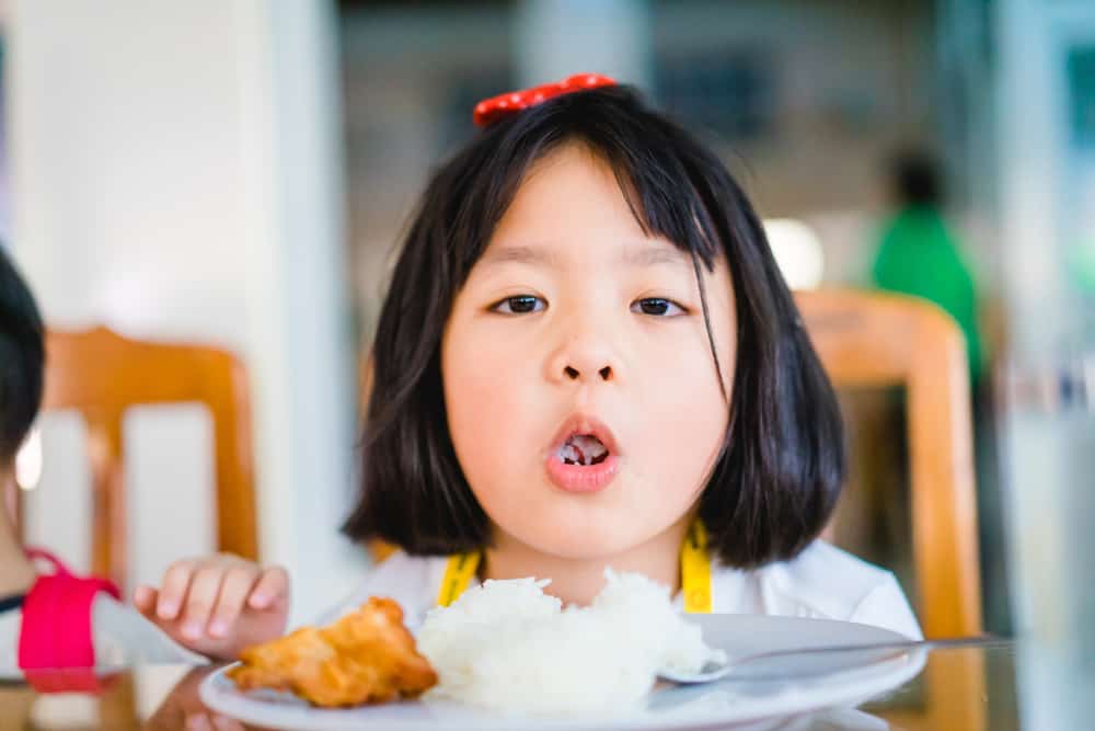 夏天熱到吃不下？營養師教你改善小孩食慾不振