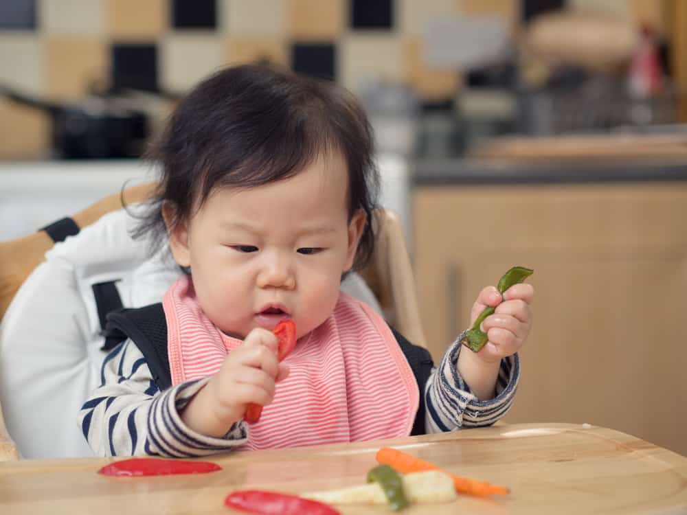 爸媽別慌！打破寶寶吃固態食品的迷思